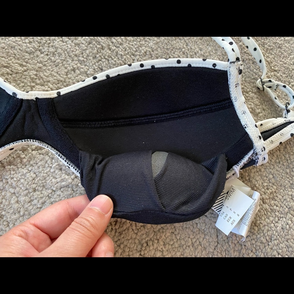 Bikini Set - Picture 3 of 7